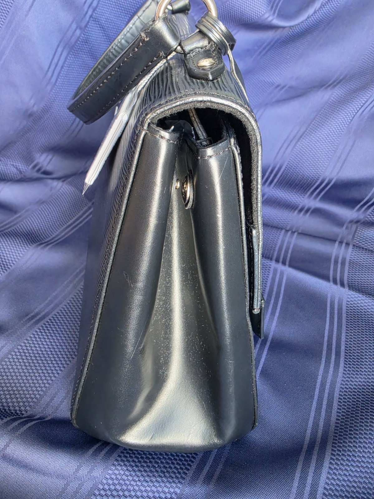 Louis Vuitton Black Epi MM Cluny Satchel Top Handle Detachable Strap Silver HW