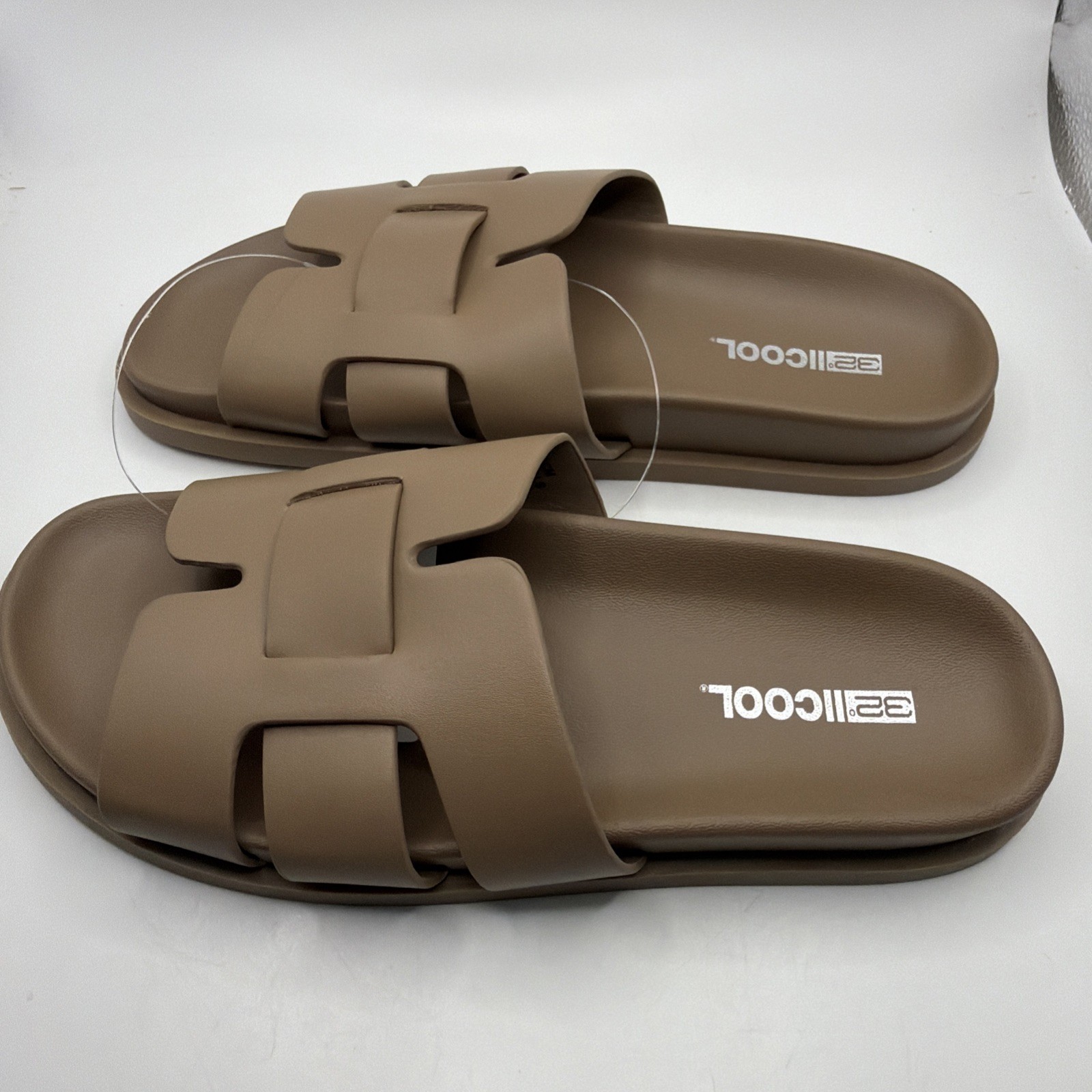 32 Degrees Womens Sandals Tan Slip-On Soft EVA Cushioned Shower. Size 6. New