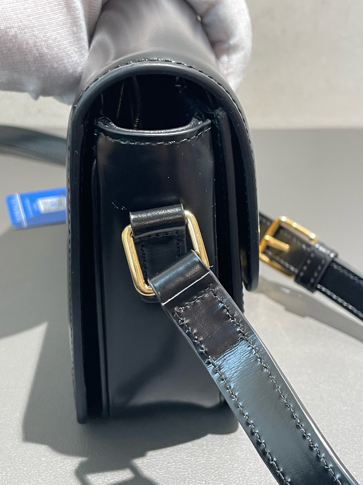 Celine Pre-Owned Authentic Saddle Bag 18*15cm Leather Free Tracked Shipping