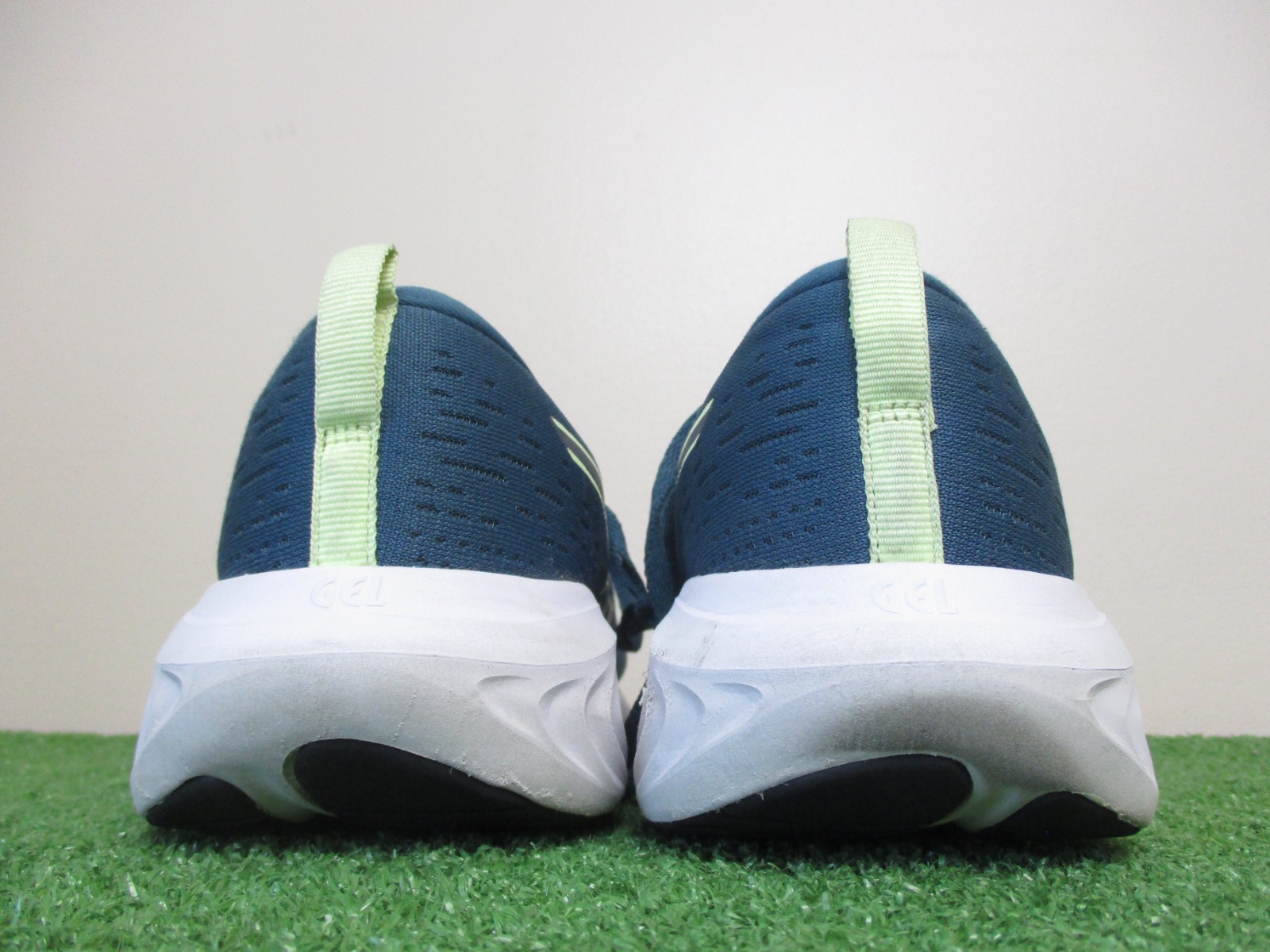 Asics Gel-Excite 10 Shoes Womens 11 Medium B Blue Green White Sneakers 1012B418