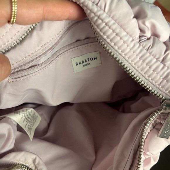 Aritzia Babaton Puffy Shoulder Bag