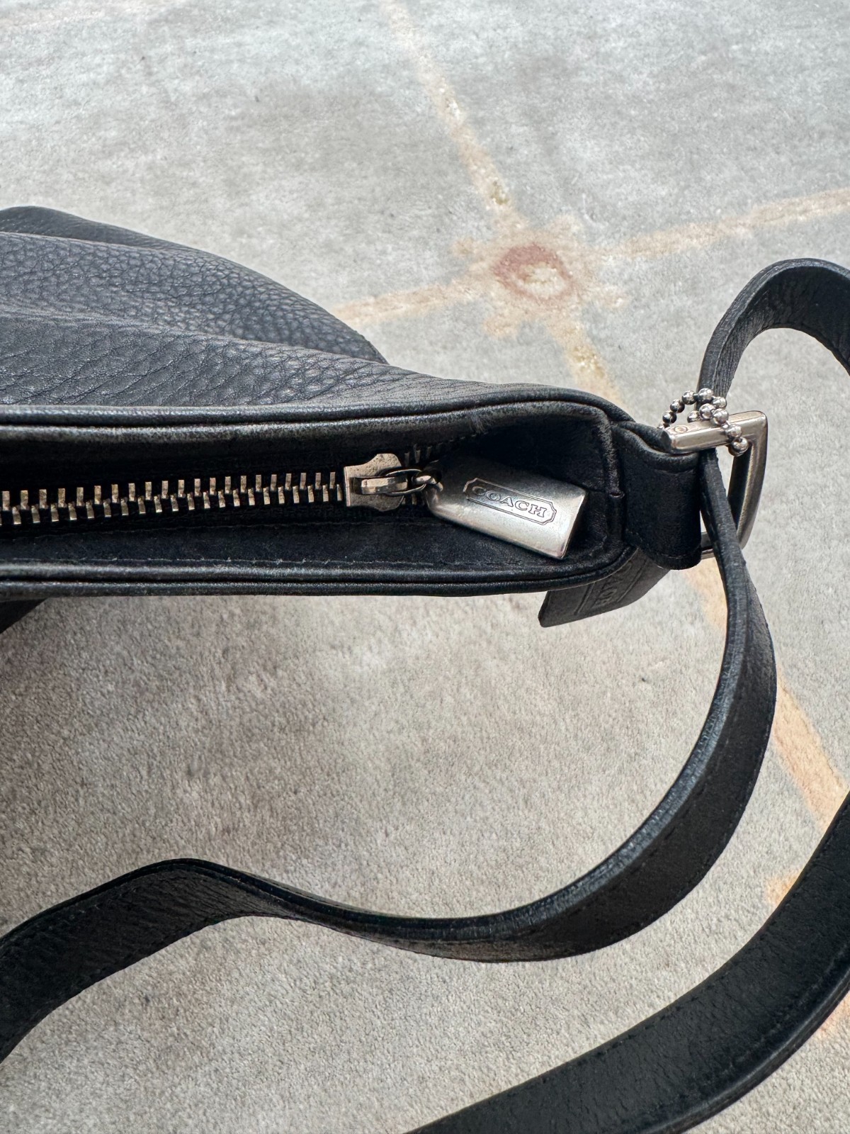 Coach Hudson Vintage Black Pebbled Leather Crossbody Bag – Adjustable – Pockets
