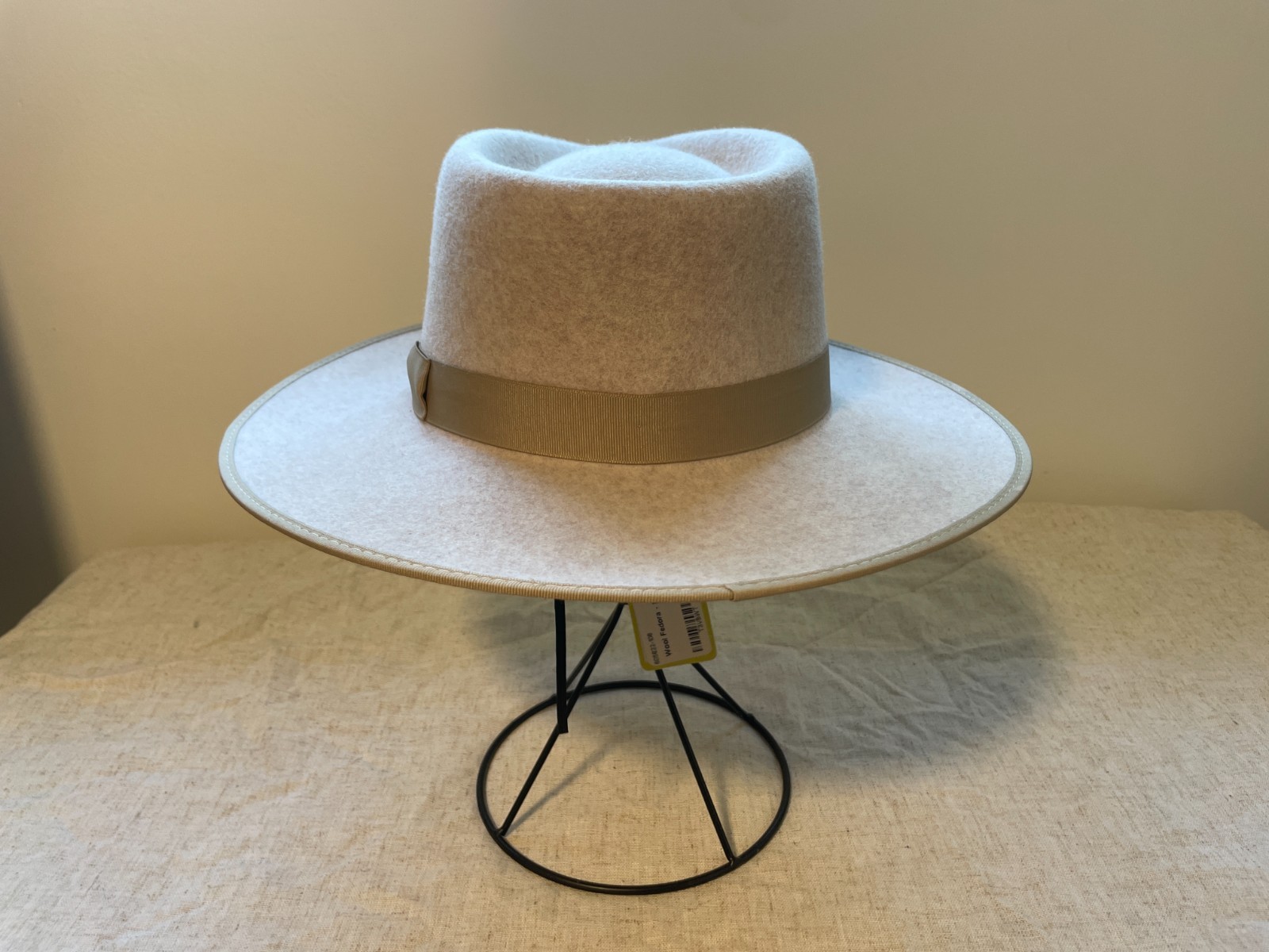 NEW Wide Brim Fedora Hat Beige Handcrafted Wool Boho Festival Classic Timeless