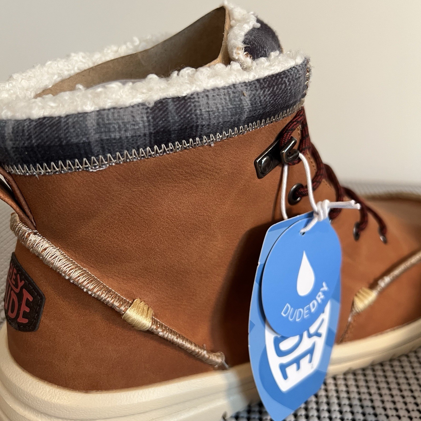 HEY DUDE Bradley Classic Cozy Winter Lined Leather Boots Cognac Brown – Men’s 12