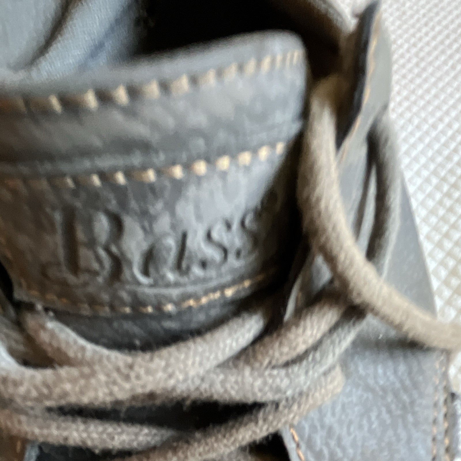 Bass Men’s Gray Lace-Up Casual Sneakers Synthetic Upper Rubber Sole US 9.5