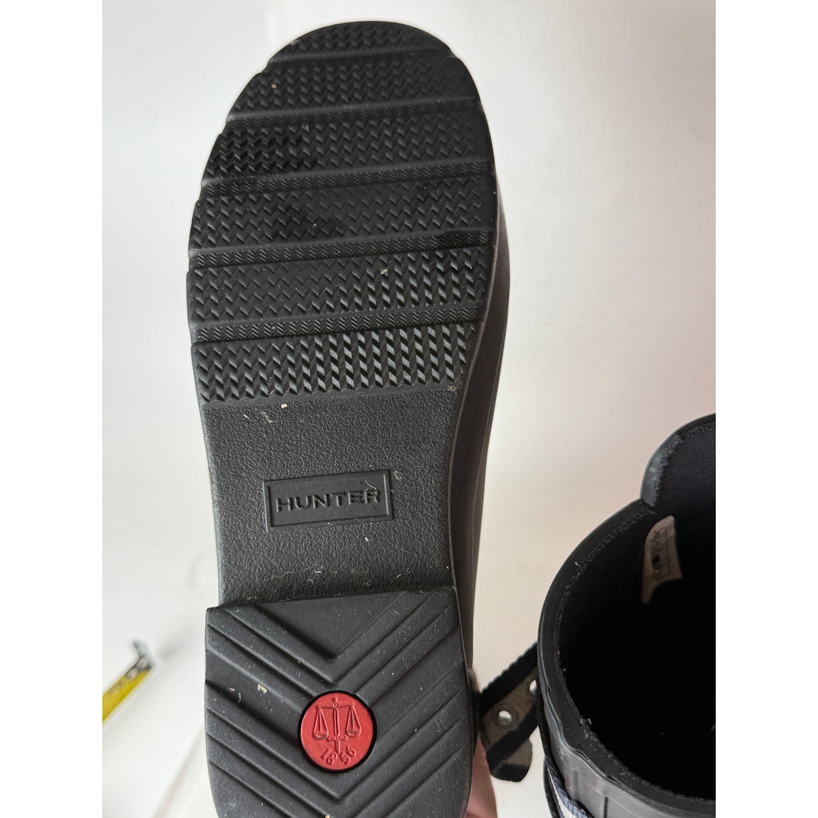Hunter Refined Back Strap Rain Boots Matte Black Rubber Womens 7 EU 38