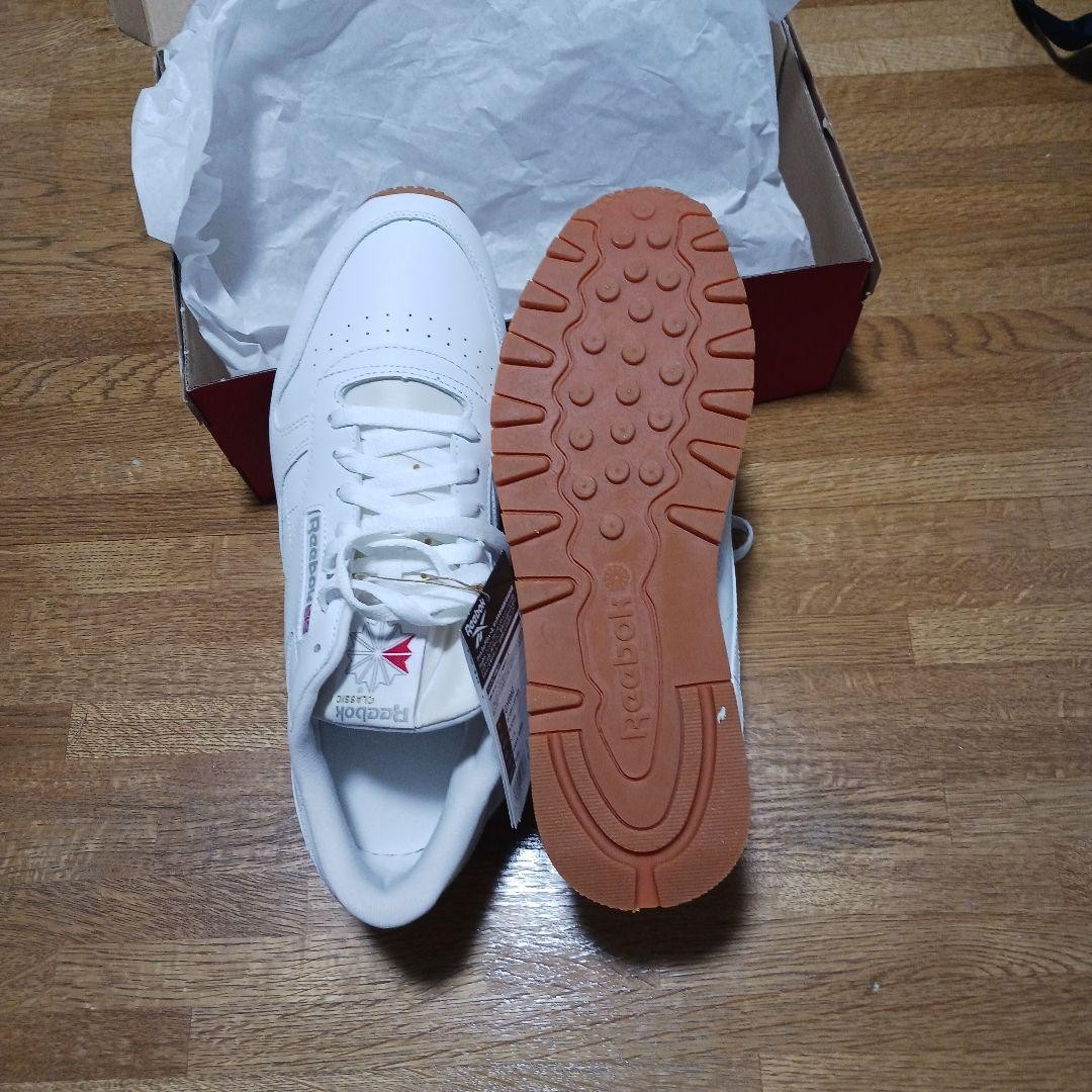 Reebok Classic Leather Men 12US White Leather Sneakers Rubber Sole