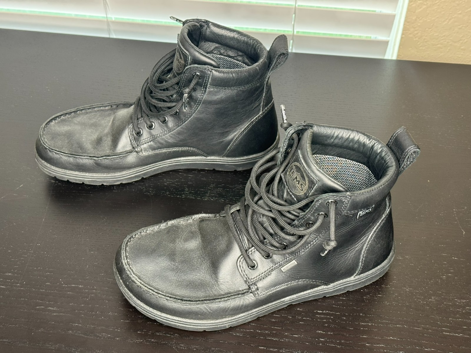 Lems Waterproof Boulder Boot – Men’s US 10.5 – Black Leather/Shadow – FREE SHIP