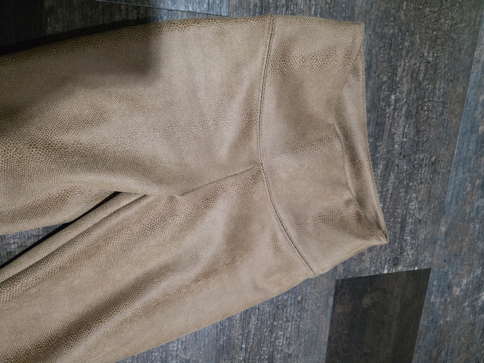 WHBM Runway Legging Women’s S/0 Tan Faux Leather Stretch Mid Rise