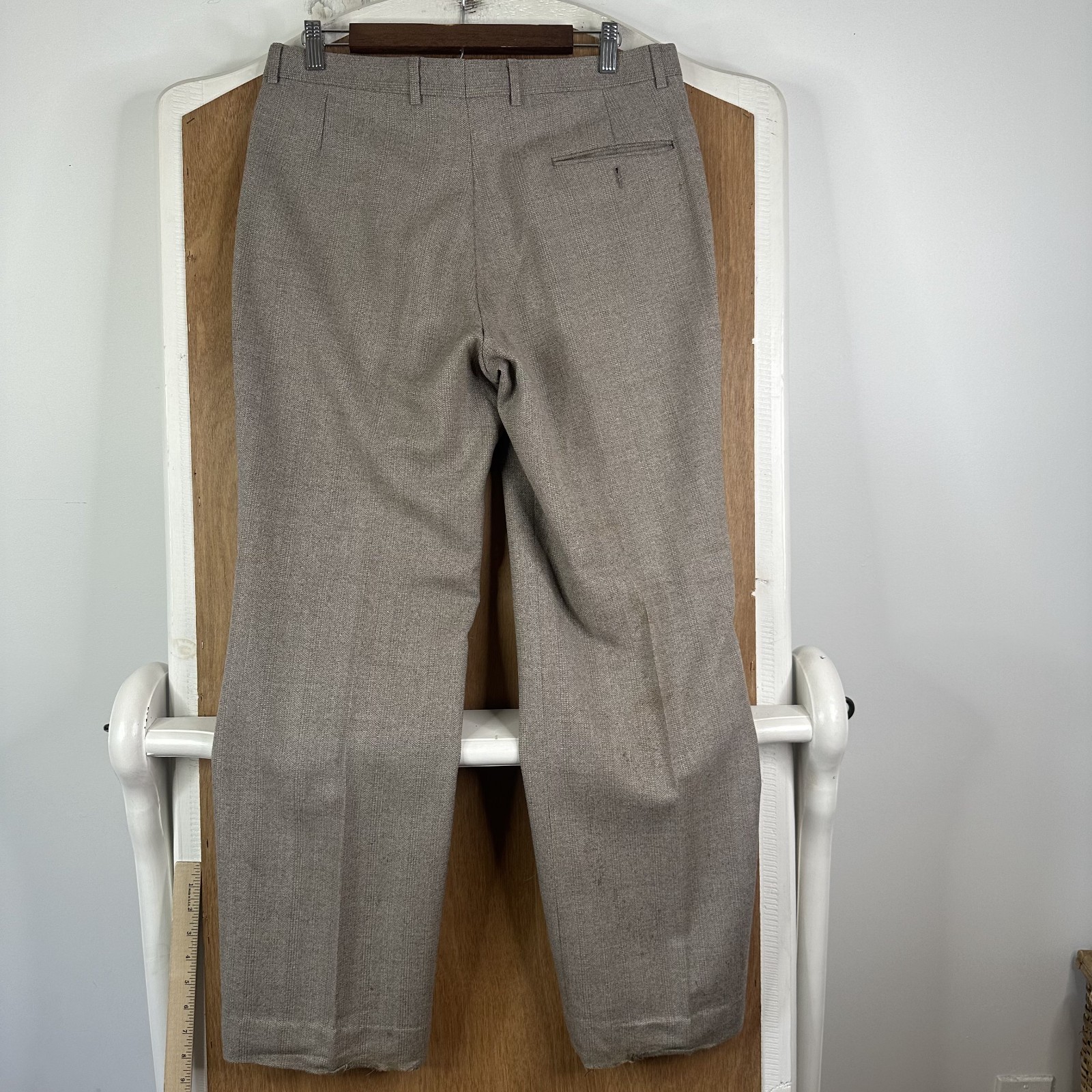 Daniel Hechter Suit Mens 38R Tan 2 Button 100% Wool Pants 34×30 Pleated Canvased