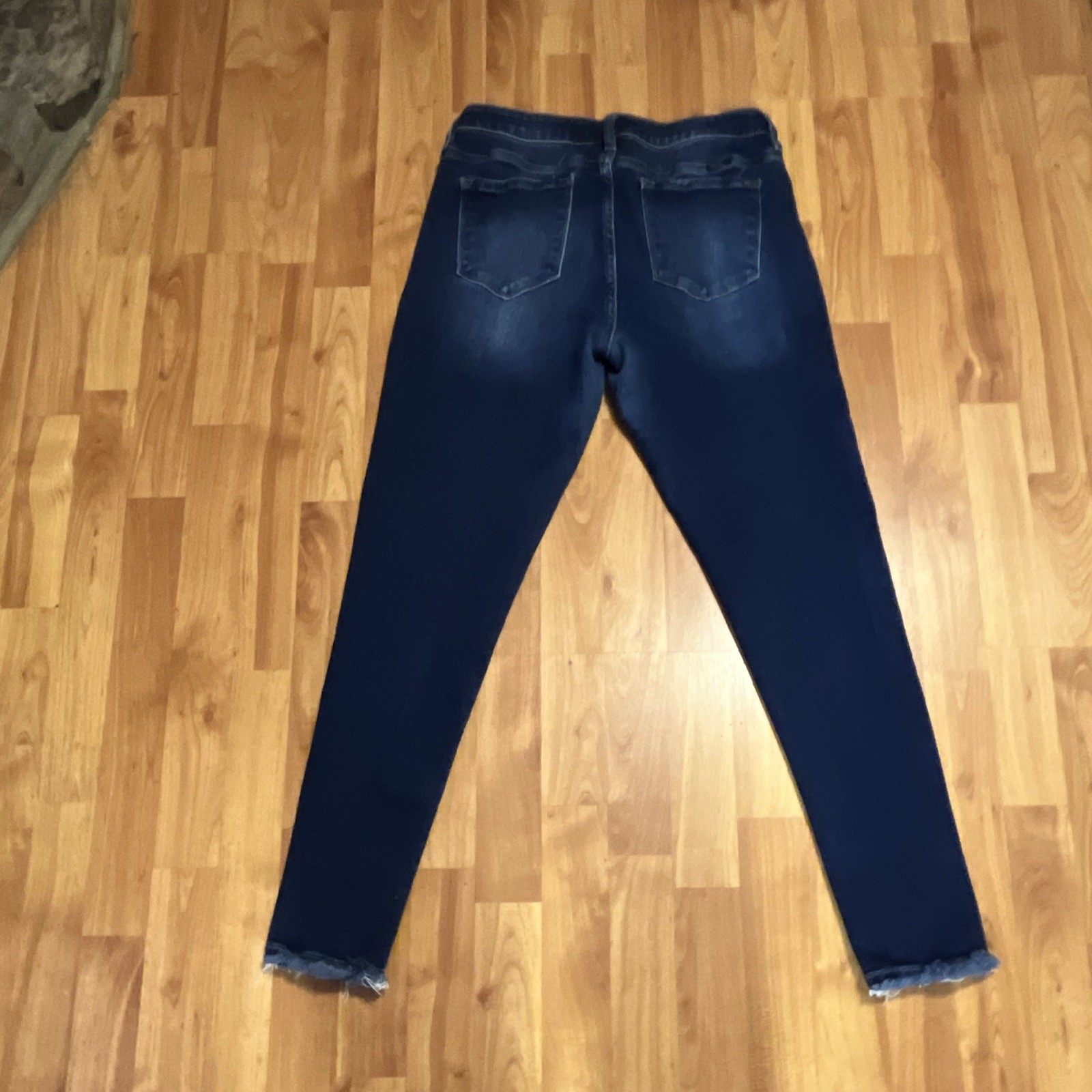 KanCan Womens Blue Dark Wash Denim Skinny Jeans Slim Fit Stretch 5-Pocket