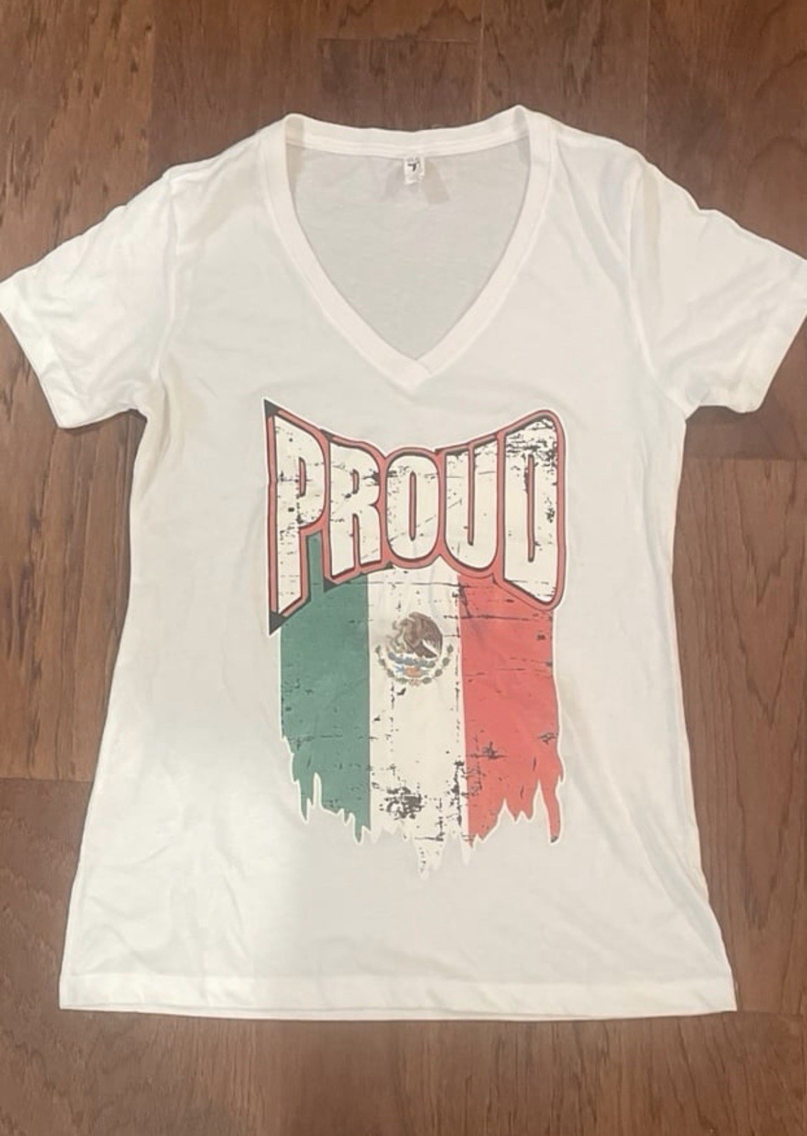 Proud Mexican White T Shirt V-neck Short Sleeve Graphic Tee Size Large