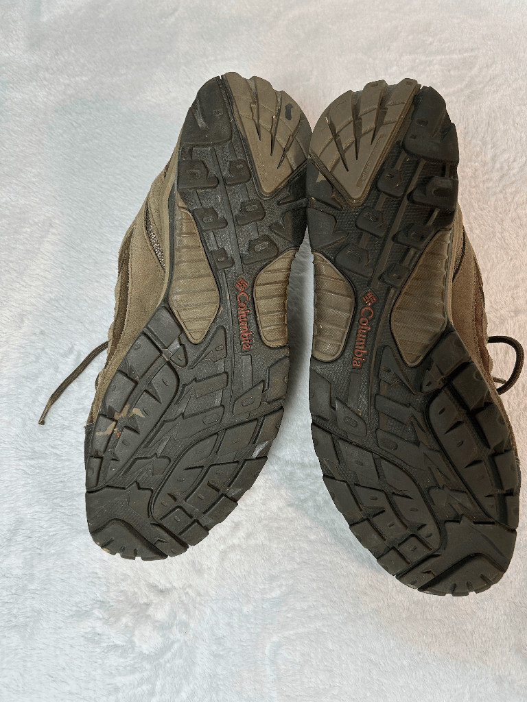 Men’s Columbia Pima Hiking/Trail Sneaker Size 11 Brown Suede Outdoors Shoe