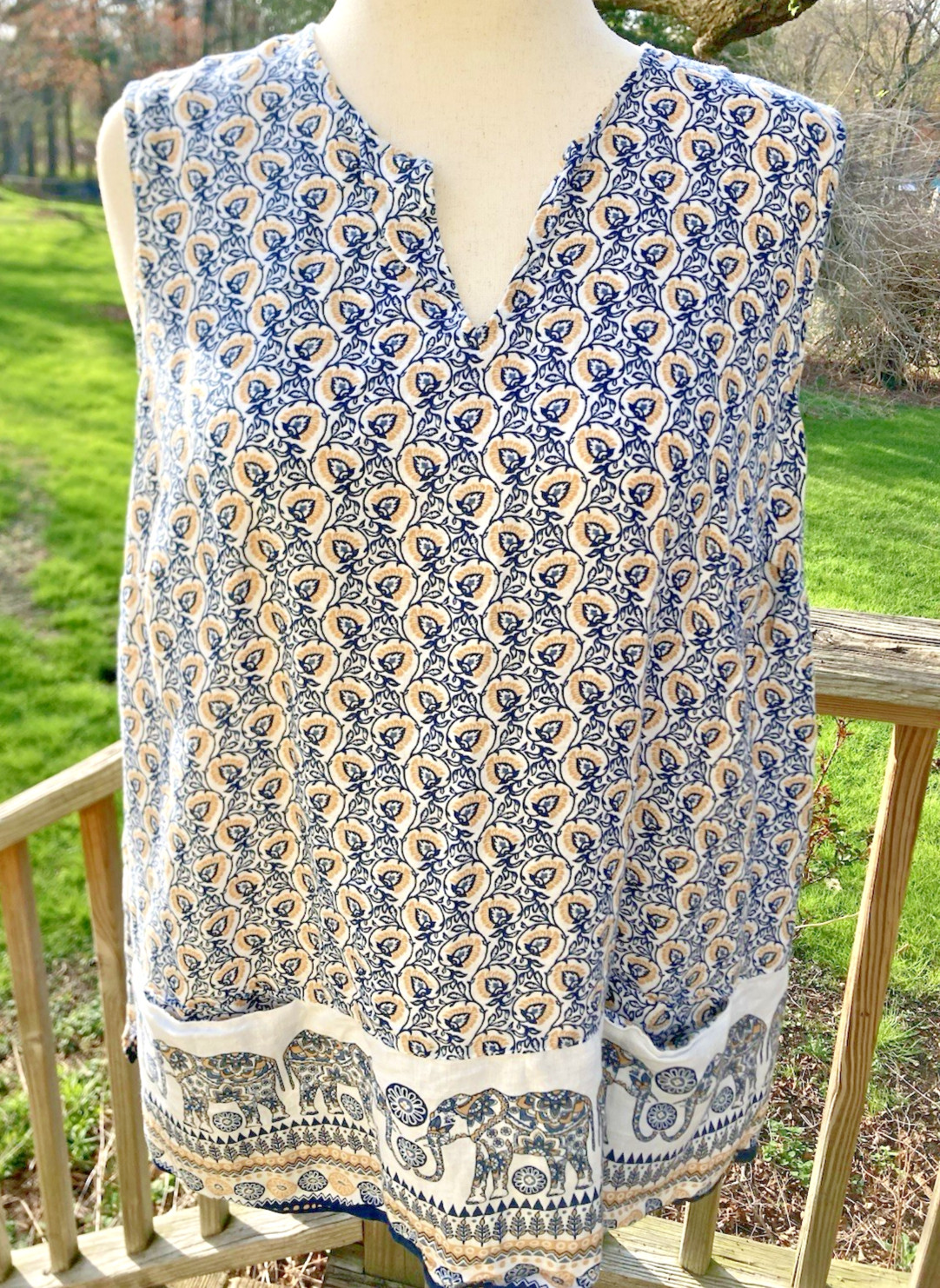 J. Jill Love Linen Elephant Print Sleeveless V-Neck Tunic Top XL PETITE