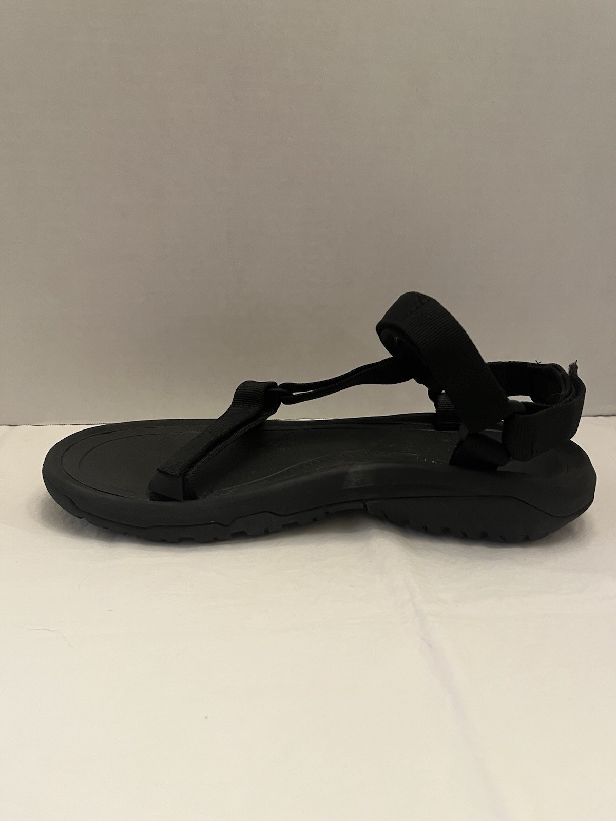 Teva Hurricane XLT2 Black Sandals Men’s 9 Women’s 11