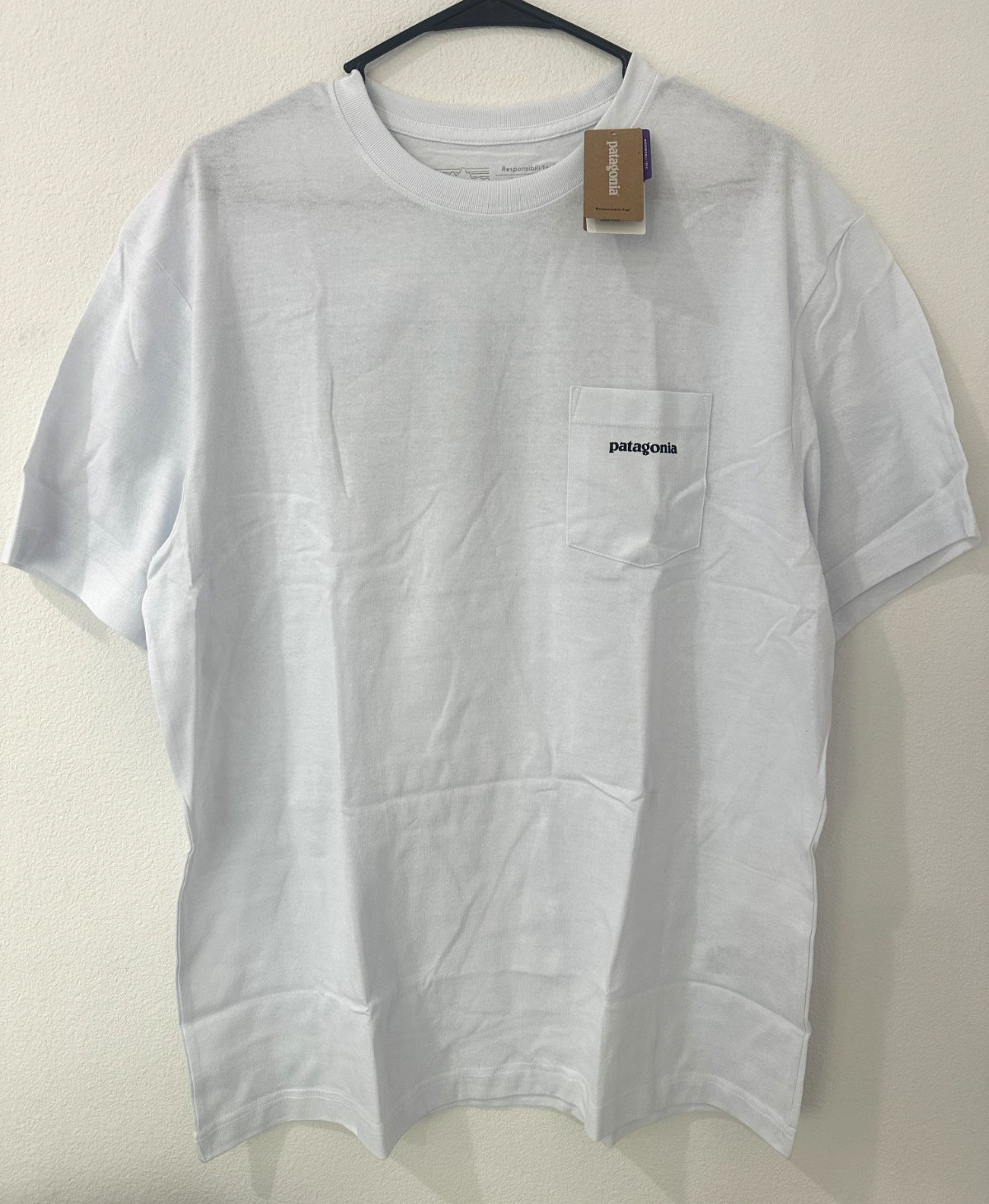 Patagonia Men’s Short Sleeve T-Shirt 6 Logo Pocket Large (L) Outdoor Casual Tee