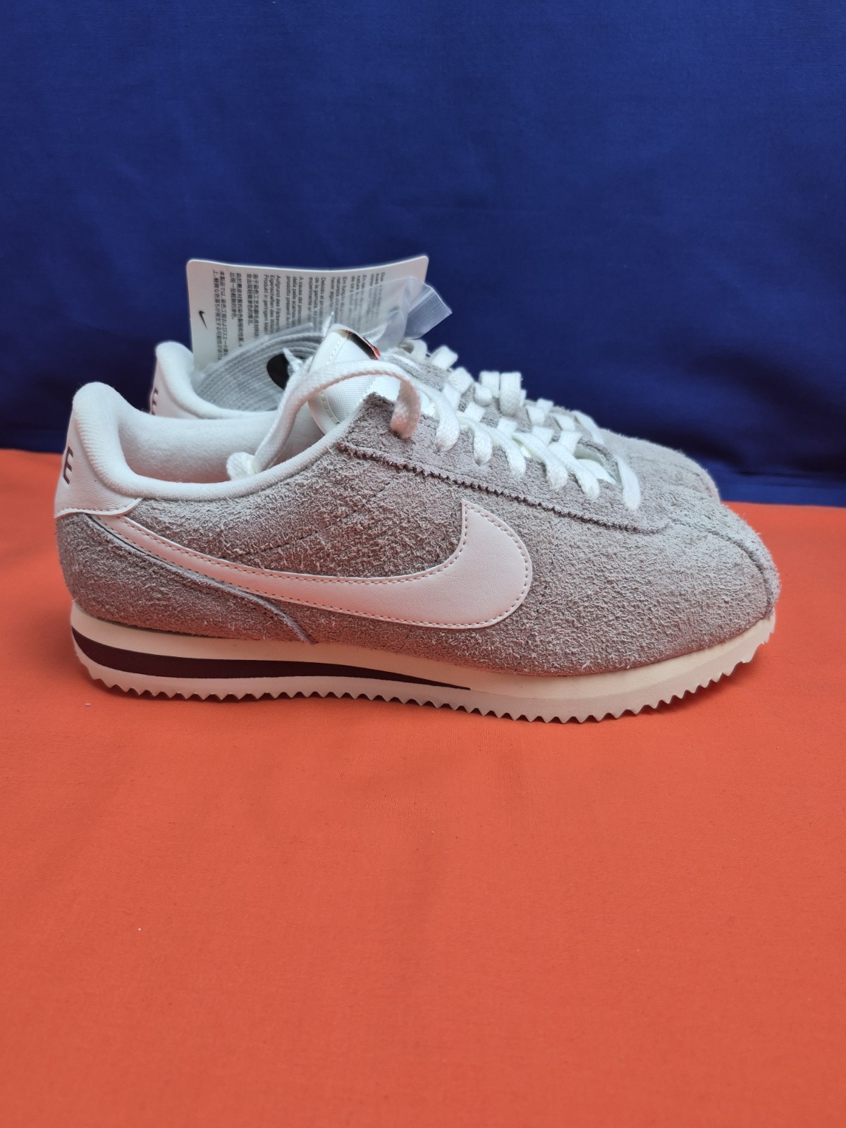 Nike Cortez SE HF3142-001 Suede Sneaker College Grey Team Red Men’s