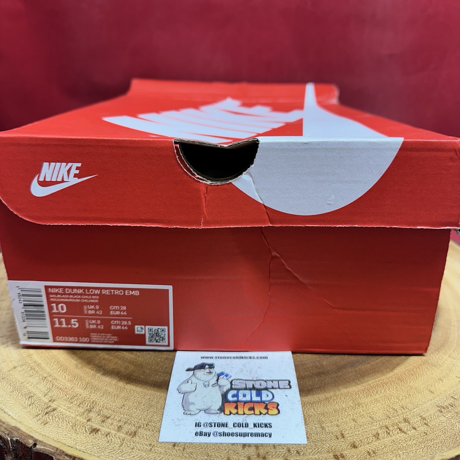 Nike Dunk Low 75th Anniversary Bulls Chicago DD3363-100 Size 10 Right Shoe Only
