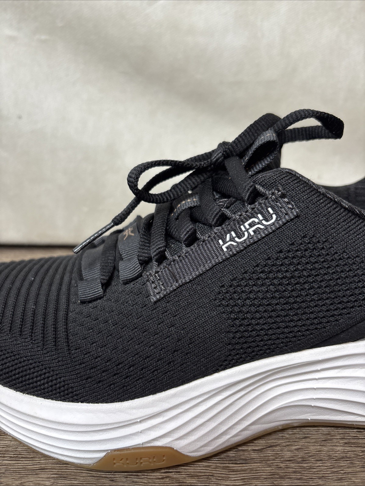 Kuru Atom 2 Womens Size 7.5 M Black Athletic Running Walking Shoes Sneakers