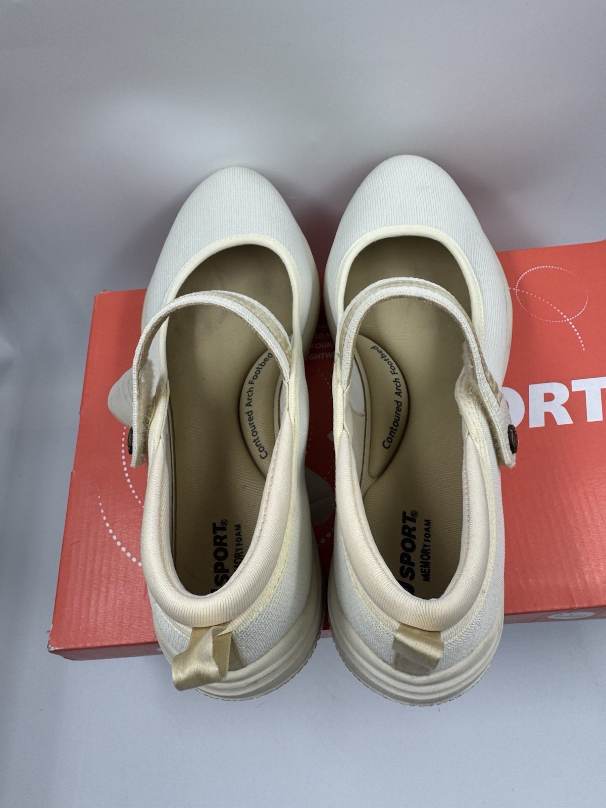 Jsport Womens Shoes Beige Mary Jane Memory Foam Contoured Arch Lightweight 8
