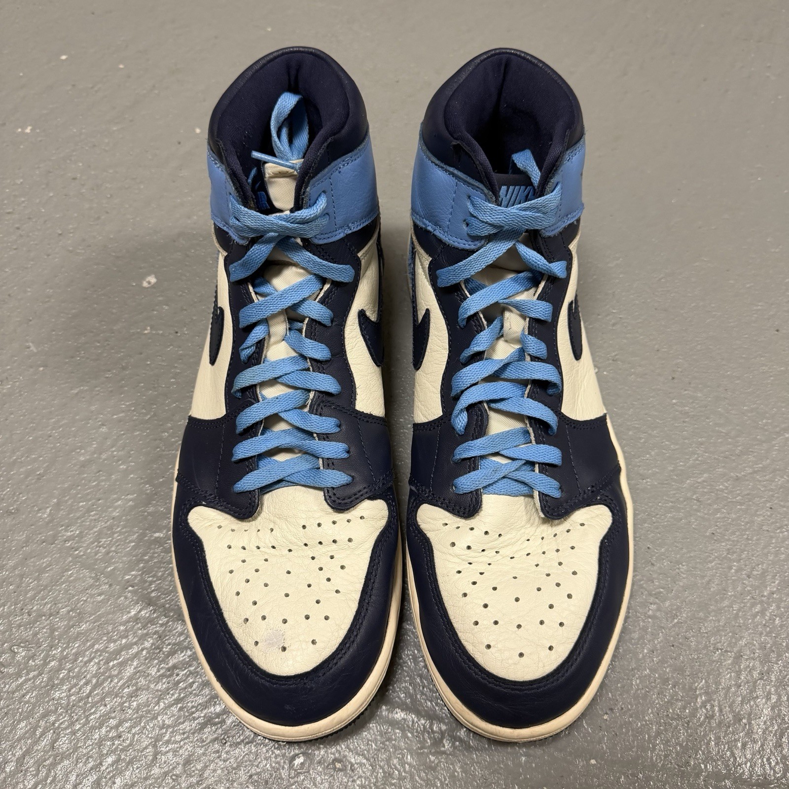 Nike Air Jordan 1 Retro High OG ‘Obsidian UNC’ SIZE 13