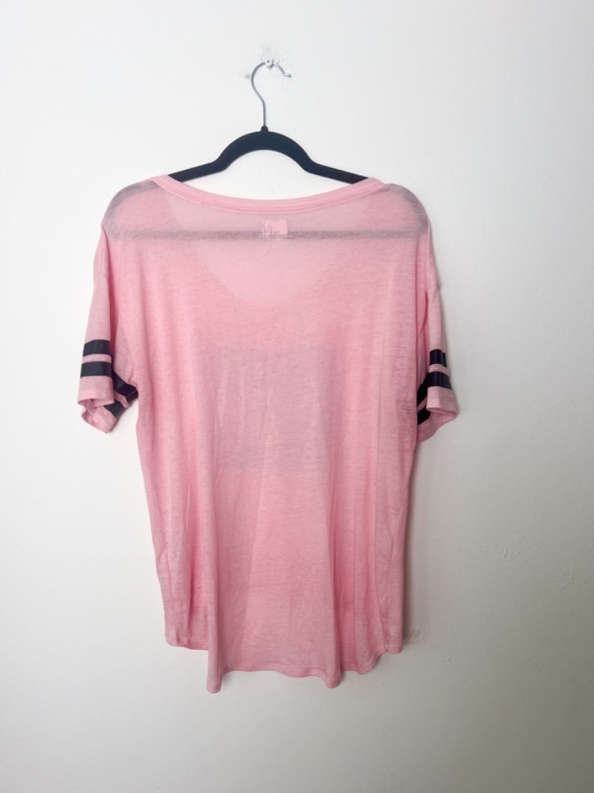 MTV Pink Checkerboard Logo Graphic V-Neck Varsity Tee XL 15/17 | Y2K Inspired