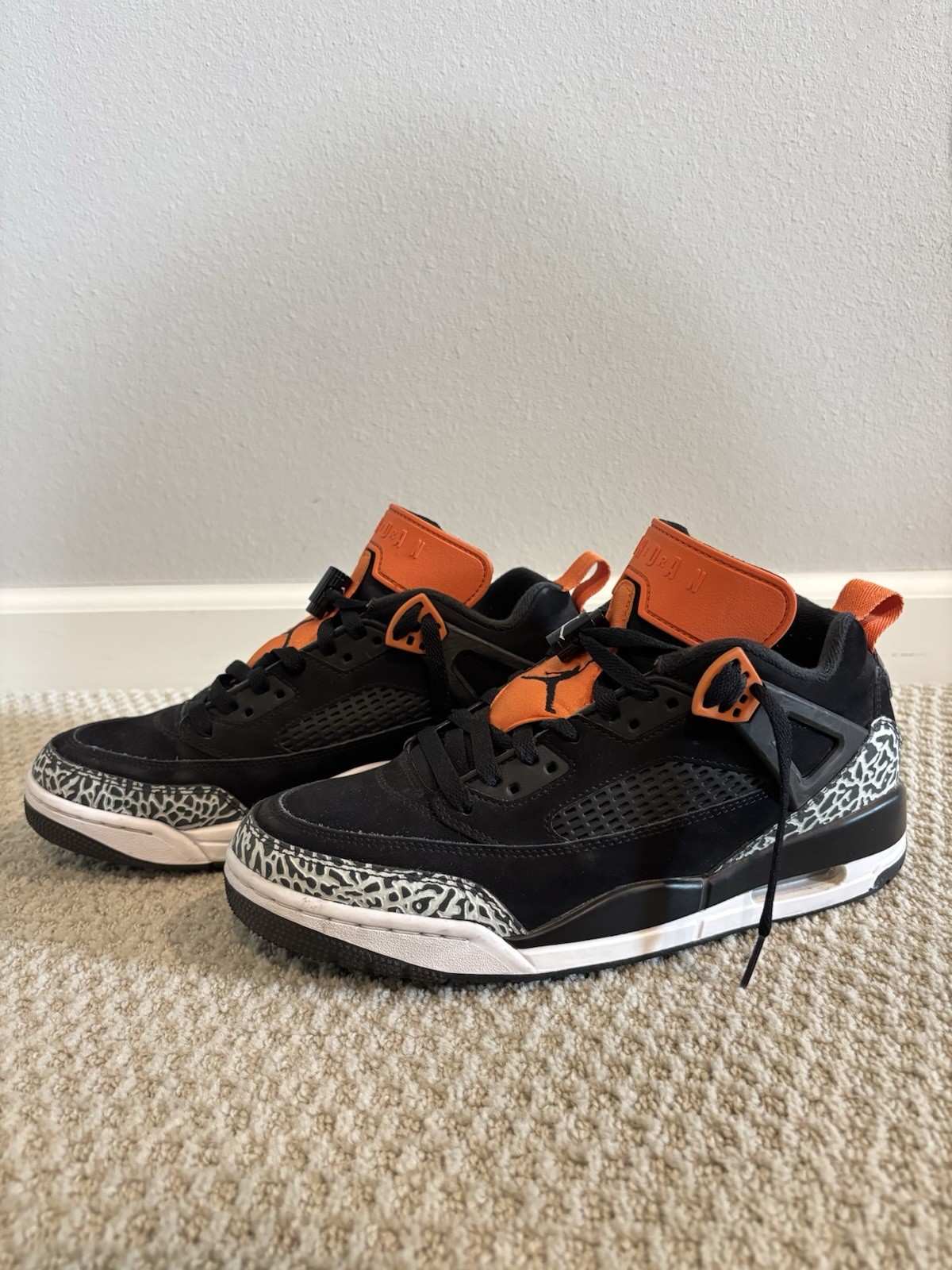 Men’s Jordan Spizike Low, Black/Black-Starfish-White, Size 8