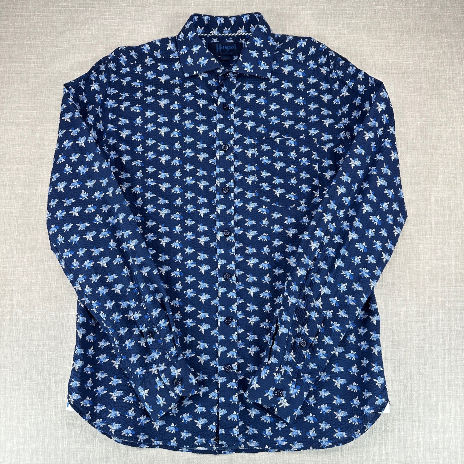 Haspel Button Up Shirt Mens Medium Navy Blue Floral Seersucker Made in Italy EUC