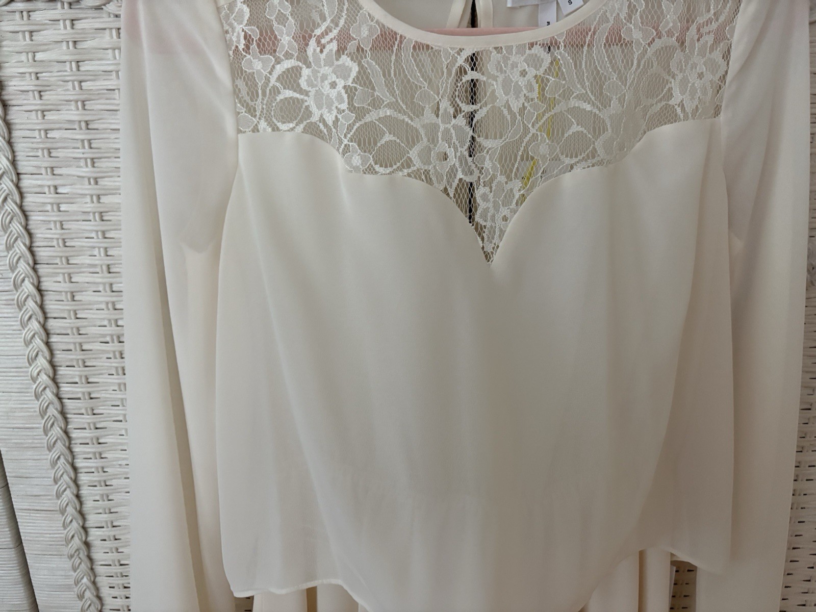 BCBG Generation Ivory Floral Lace Cut Out Back Mini Flare Dress Size Small