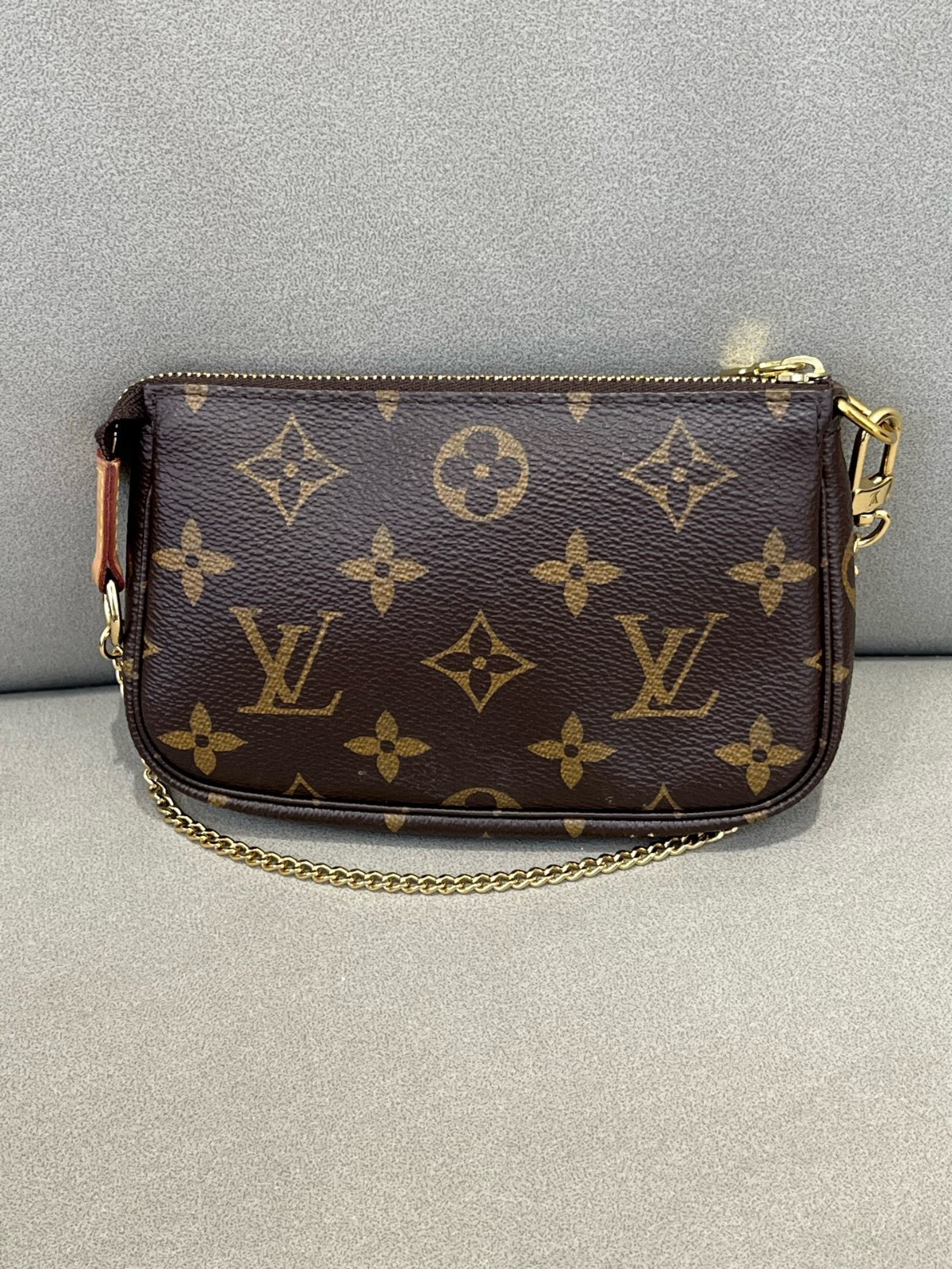 Louis Vuitton Mini Pochette Accessoires Monogram Canvas Chain Shoulder Bag Auth