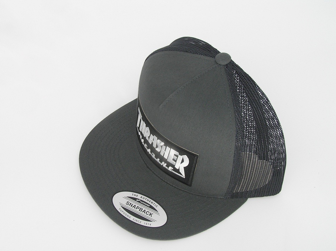 Thrasher Mag. Patch on Trucker Hat Yupoong/YP Classic 6006 Snapback Grey/Black