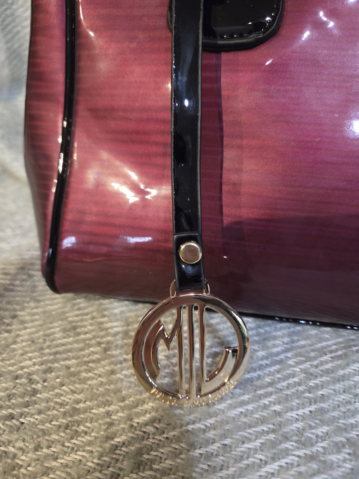 Julia And Michael Burgandy Black Handbag Purse Set