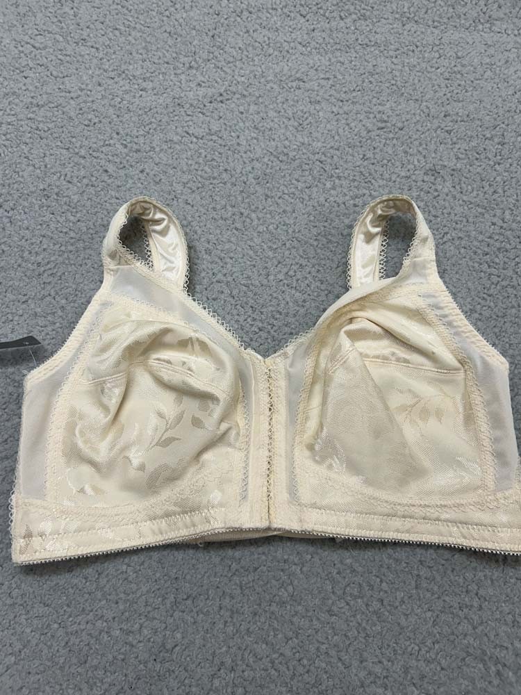 Playtex Bra 38D Full Coverage 4695 Comfort Strap With Front Closure