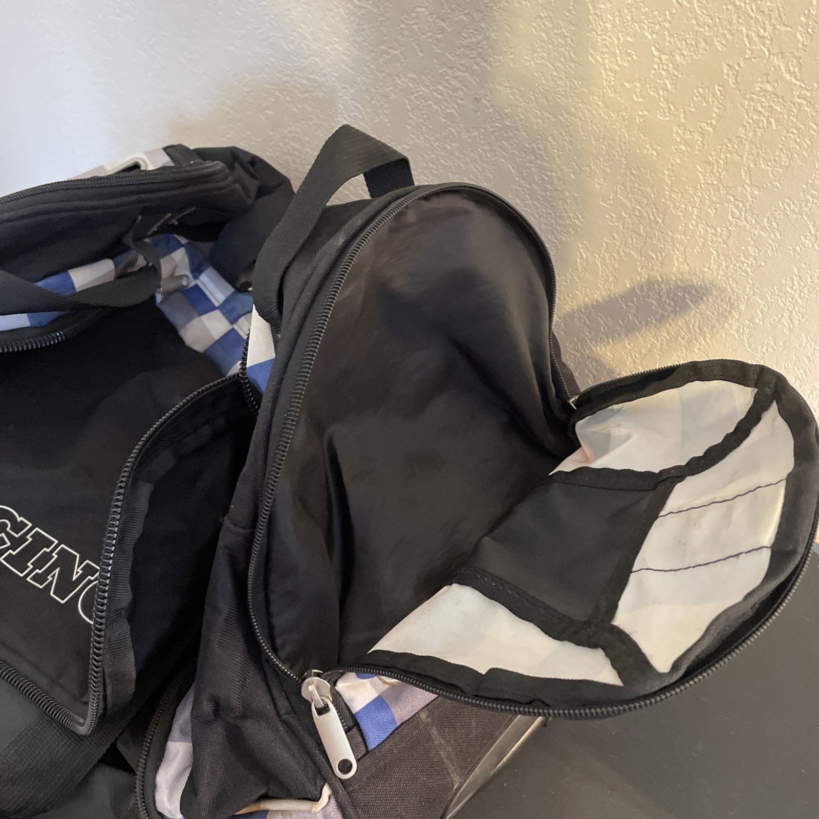 Cinch Jeans Canvas Duffel Roller W/ Handles Black Trim Blue Plaid