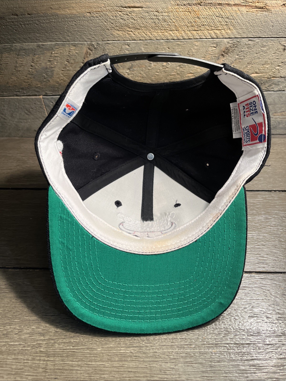 Vintage 90s Sports Specialties Chicago Bulls Adjustable Snapback Hat Cap