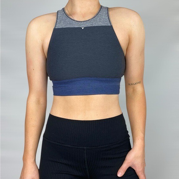 OUTDOOR VOICES Tritone Slashback Crop Top Sports Bra Gym Yoga Workout