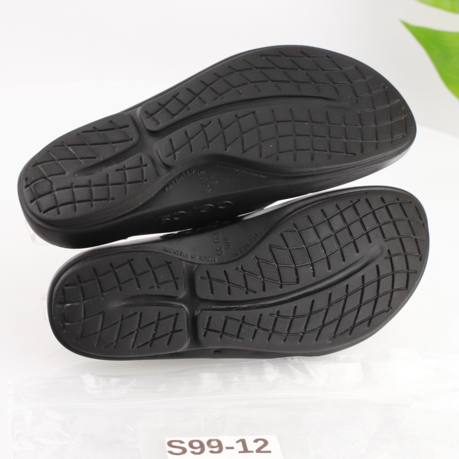 Oofos Womens OOlala Recovery Sandal Size 39 8 Black Thong Slide Casual