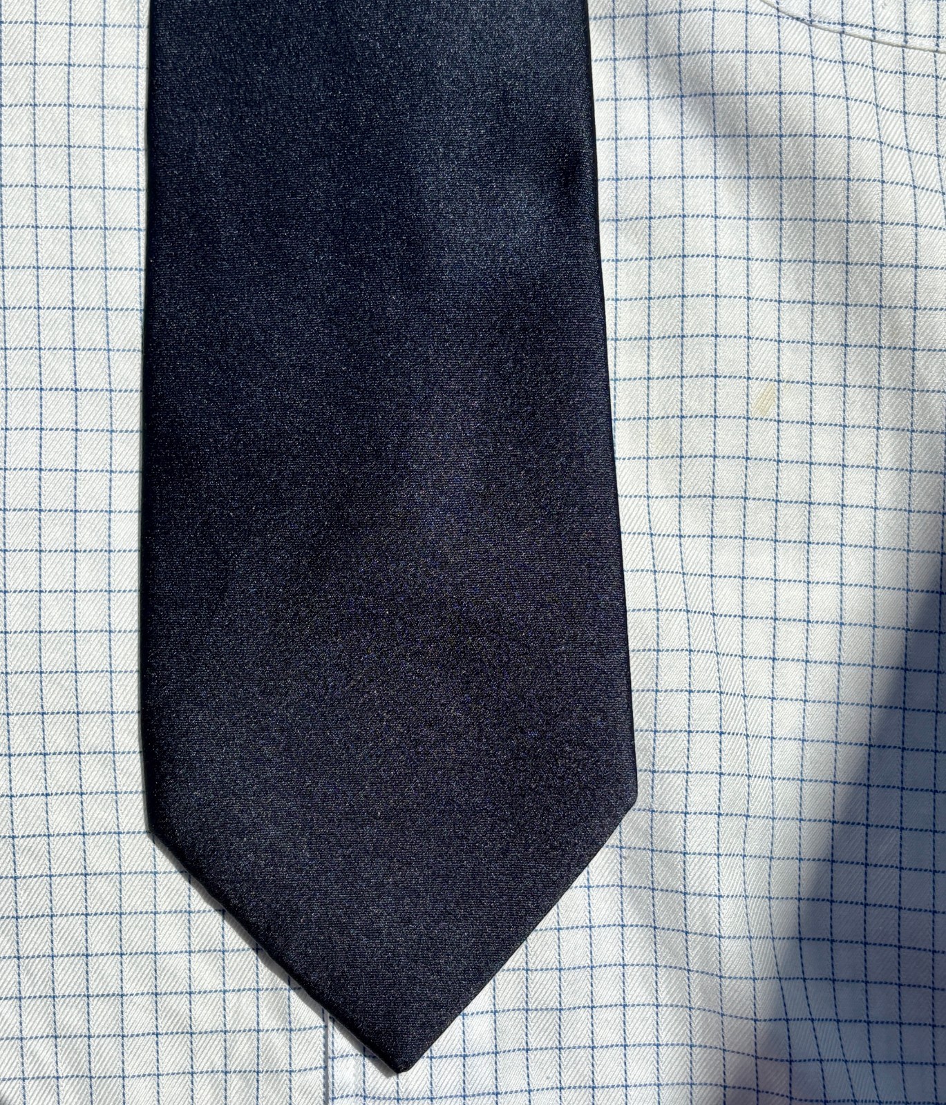 Ralph Lauren Purple Label Solid Midnight Blue Silk Necktie – England – $235.00