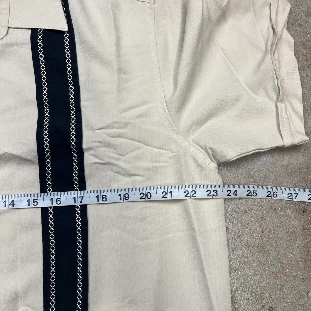 Cubavera Short Sleeve Button up shirt large rayon