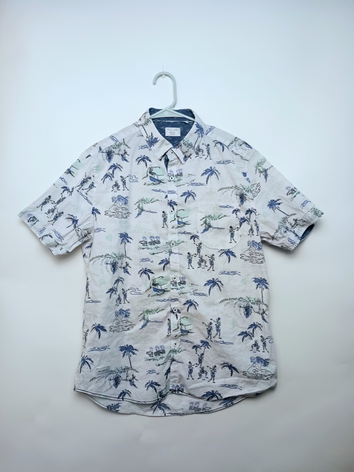 7 Diamonds Button Up Shirt – Mens Large – All Over Skeleton Print Short Sleeve