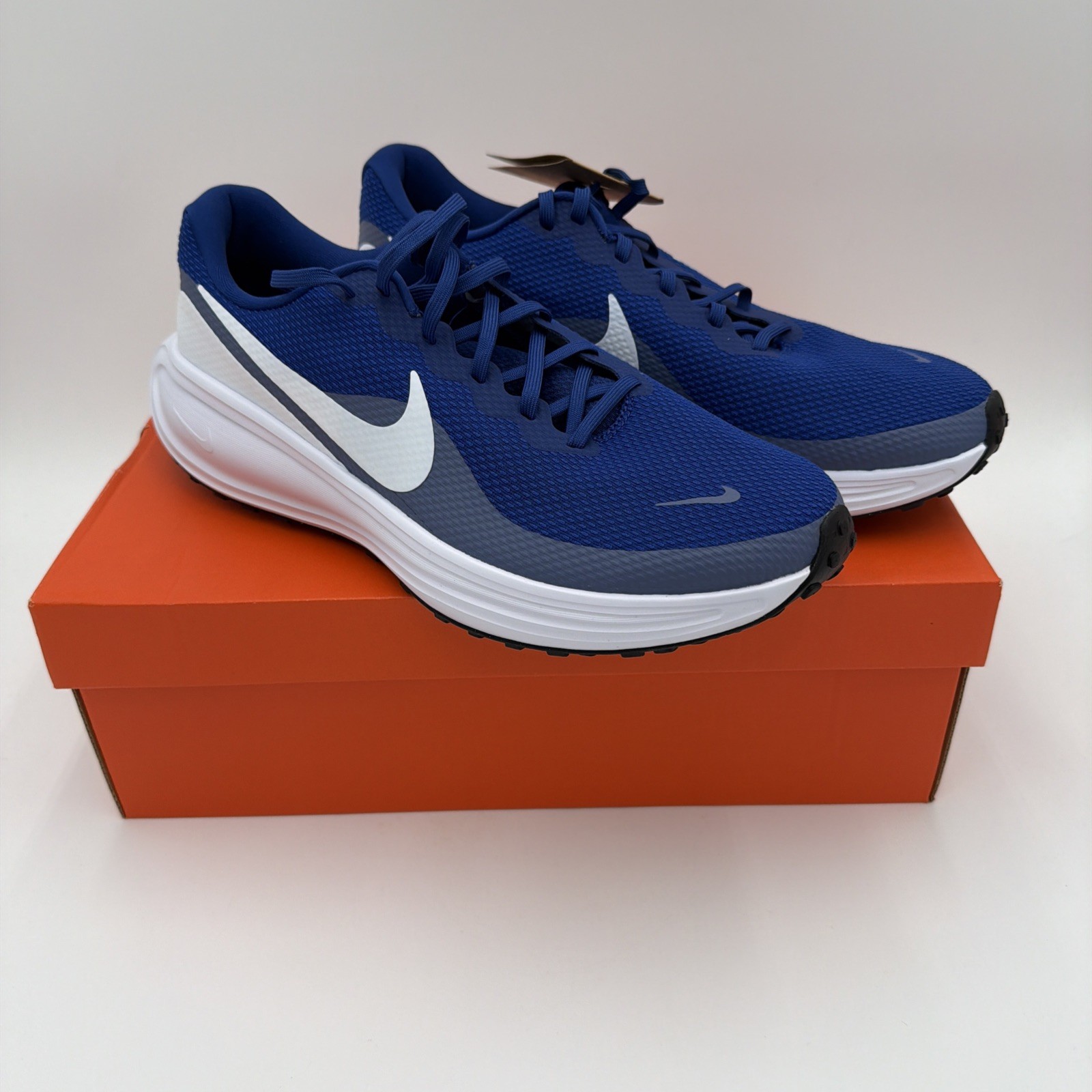 Nike Revolution 8 Sneakers Mens Size 13 Blue/White HJ9198-401 NIB