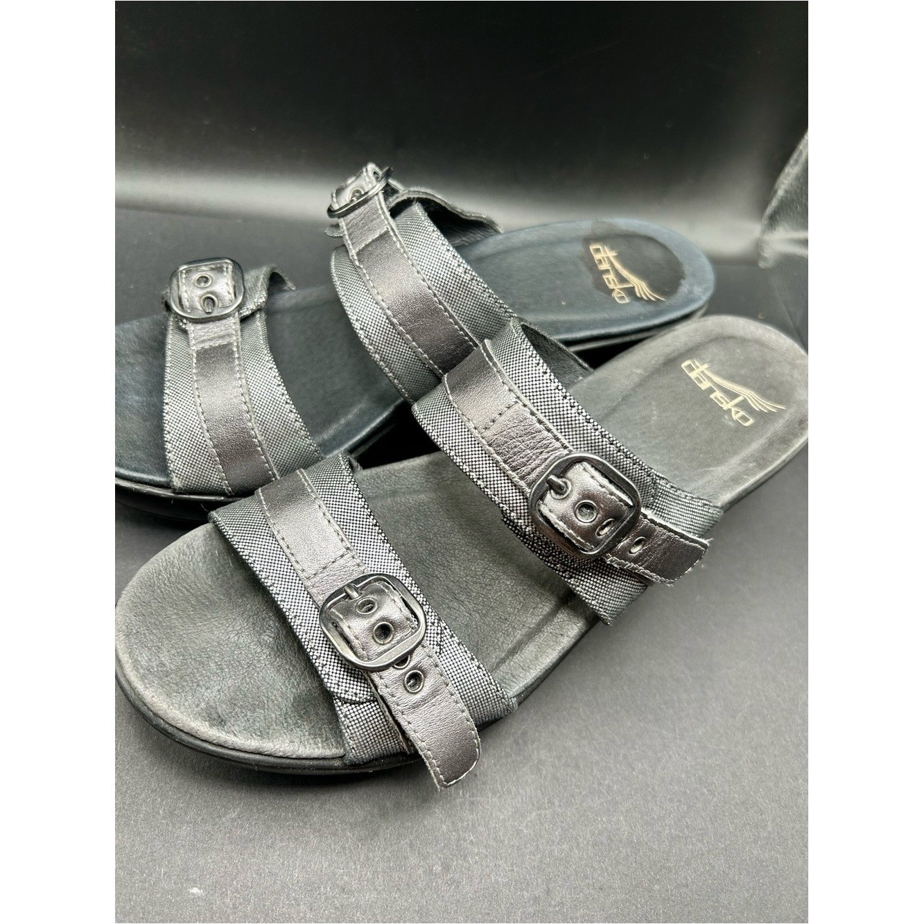 Dansko Jessie wedge sandals in a metallic pewter size 38