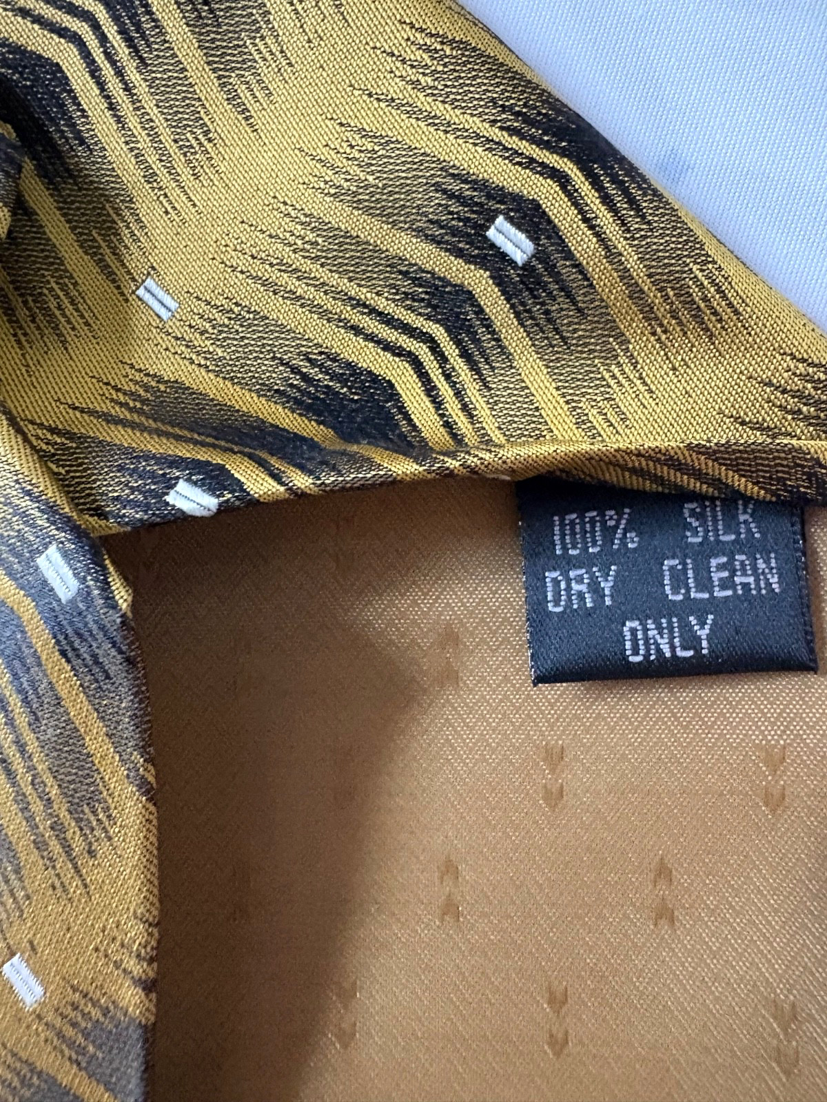 SETA ZONE Mens 100% Silk Neck Tie Classic 57-60 Width 4″ Gold / Black