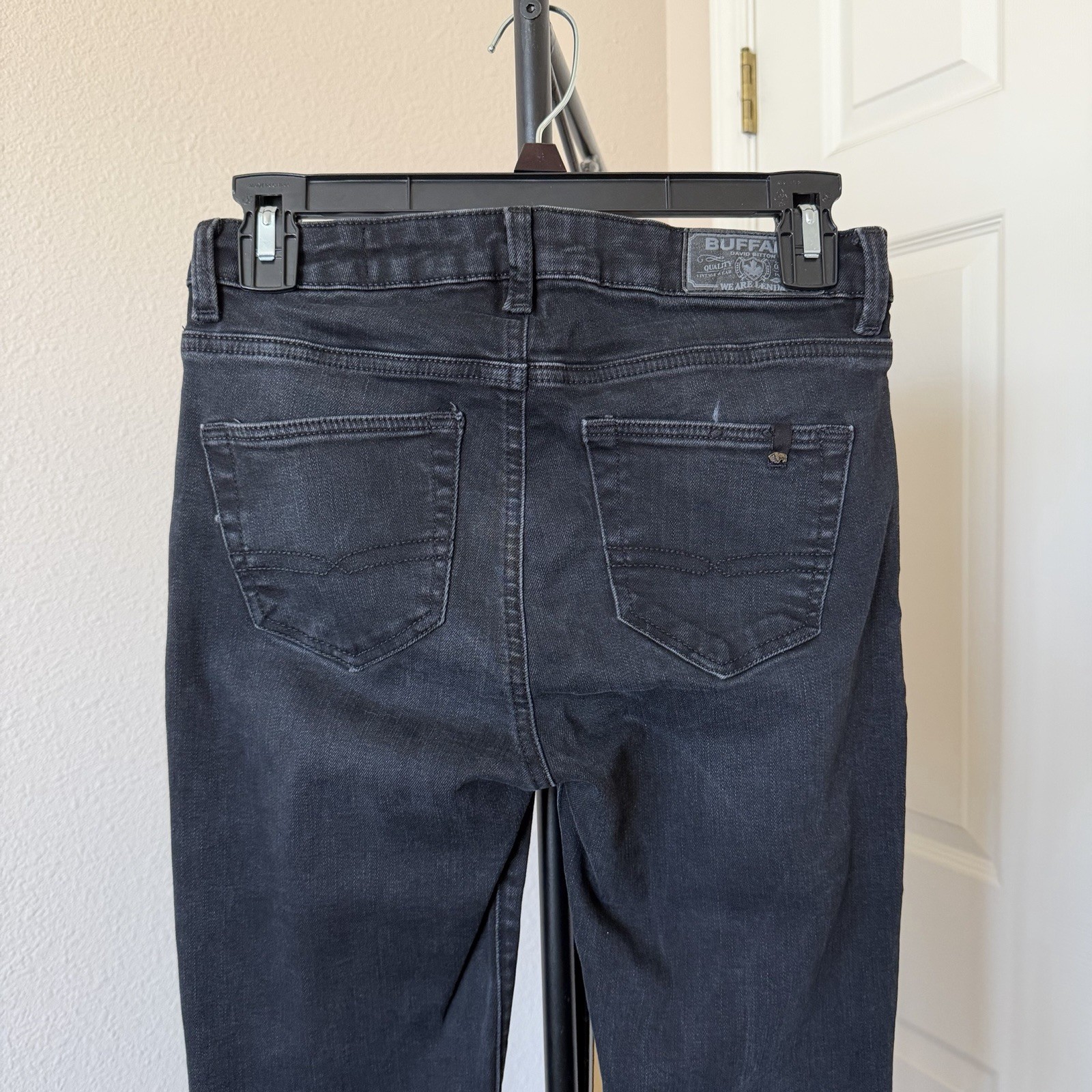 Buffalo David Bitton women’s size 26 black mid-rise skinny jeans grunge gothcore