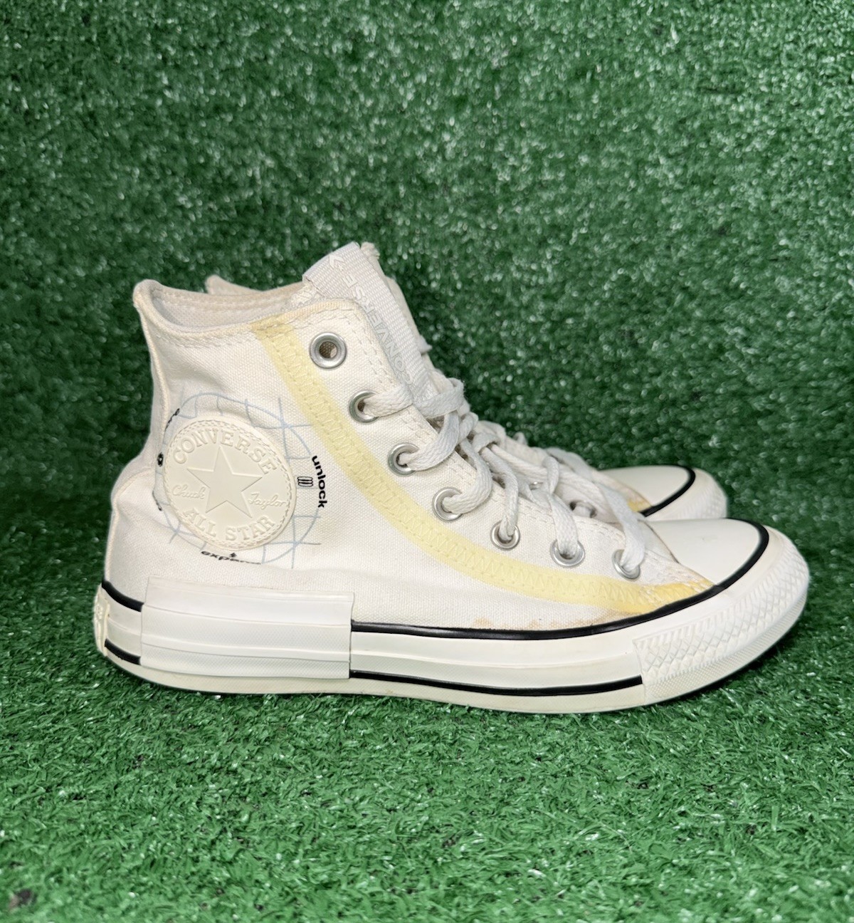 Converse Chuck Taylor All Star Womens Size 6.5 White Casual Shoes Skate Sneakers