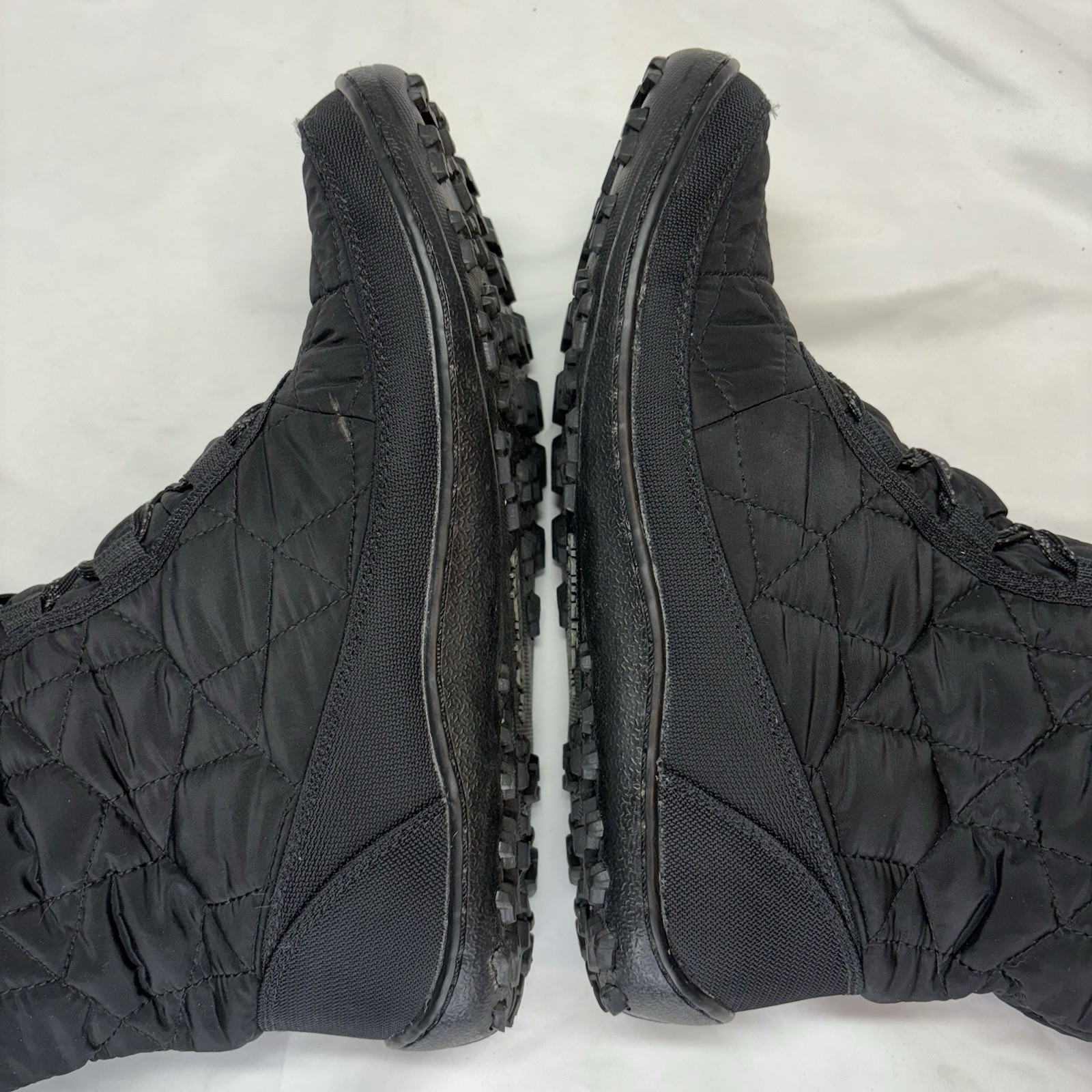 Columbia Women’s Minx Mid II Boot Size 8 Black Waterproof Winter Snow Omni Heat