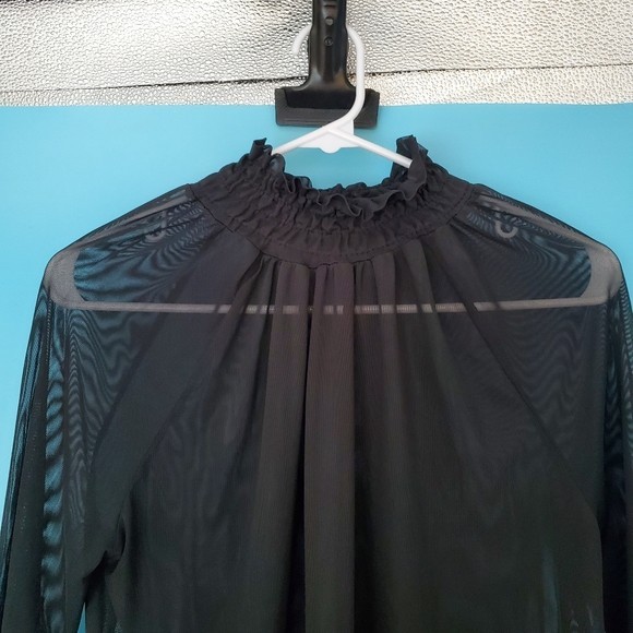 Lime N Chili Women’s Size Small Black Sheer Long Sleeve High Neck Top