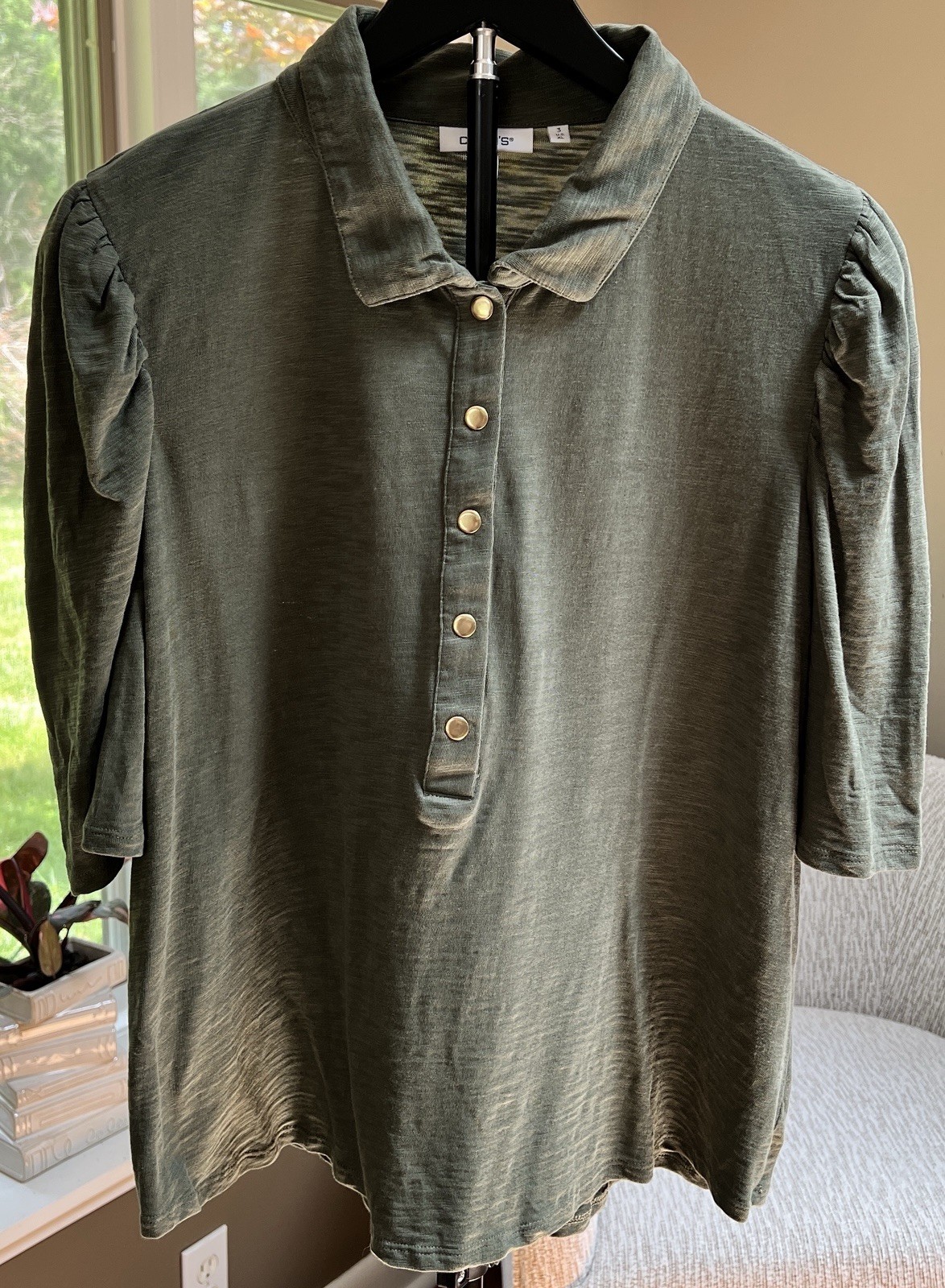 Chico’s Puff Sleeve Olive Green Slub Cotton Women’s Shirt Size 3 Gold Buttons