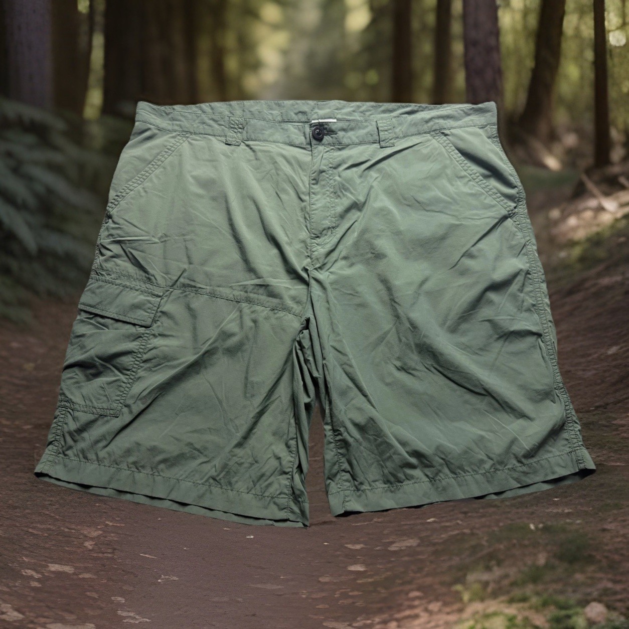 Columbia Sportswear Fishing Outdoors Omni Shade Mens Cargo Shorts Sz 44/11 Z21