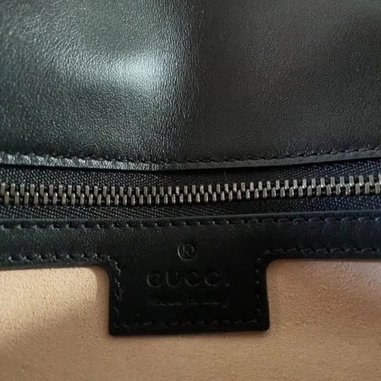 Gucci Marmont GG Matelasse bag Small Black leather Gold Chain